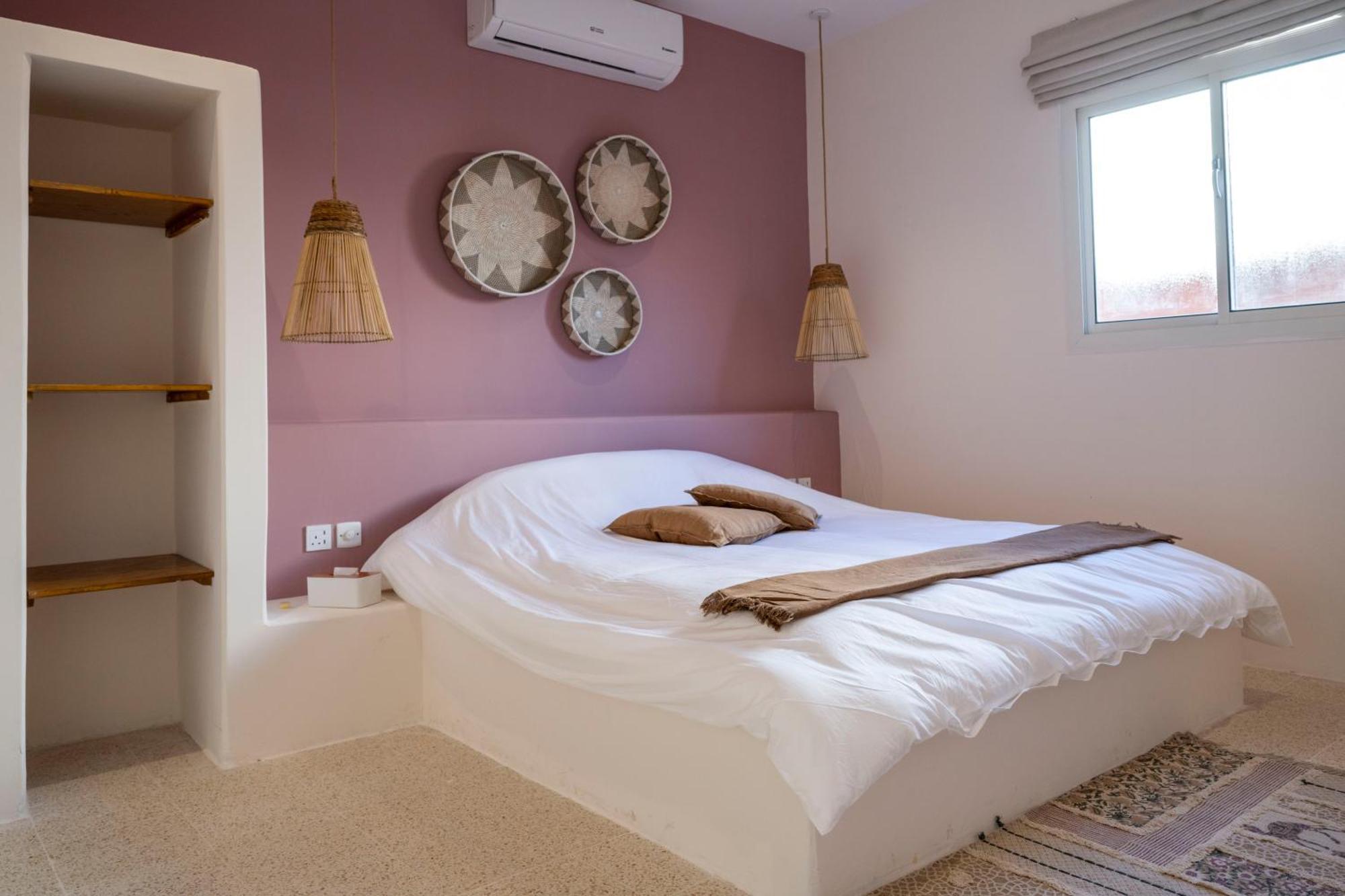 Red House Apartemen